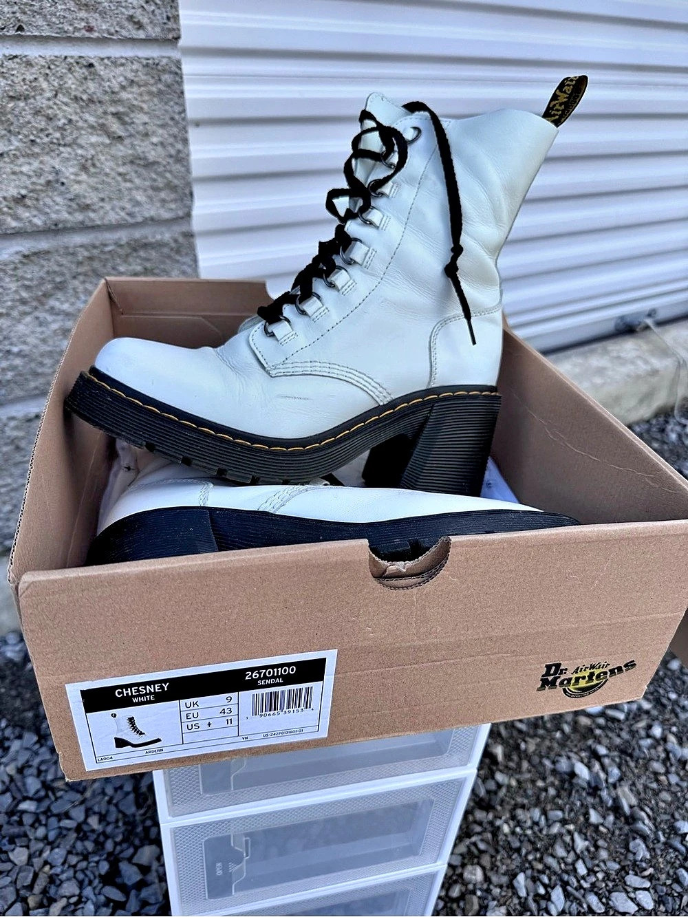 Dr. Martens Chesney White & Black Platform Boots US 11